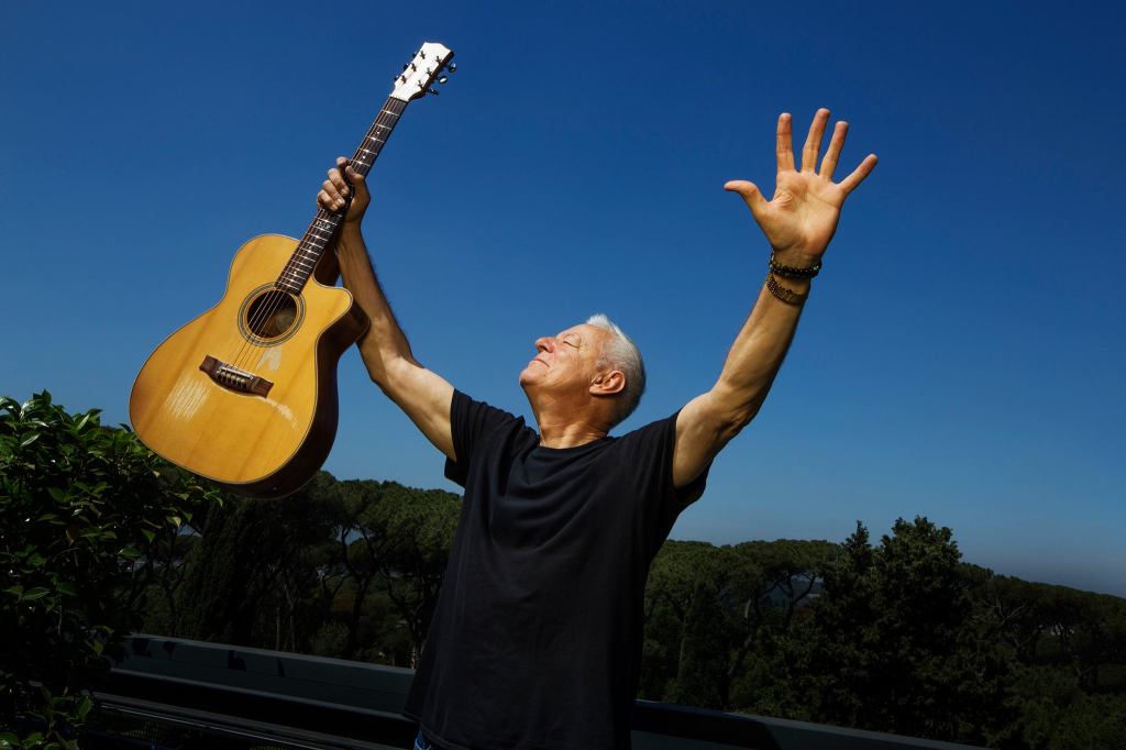 Tommy Emmanuel CGP – Living In The Light Tour