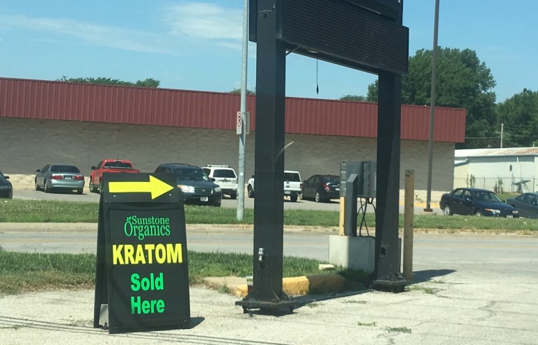 kratom store sign