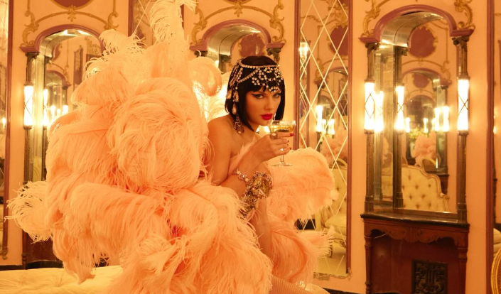 taylor Swift in a Showgirl outfit