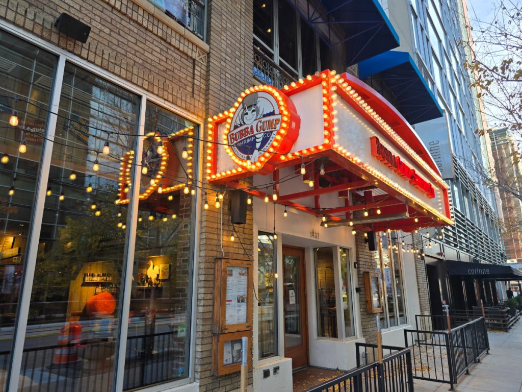 exterior of a Bubba Gump's location.