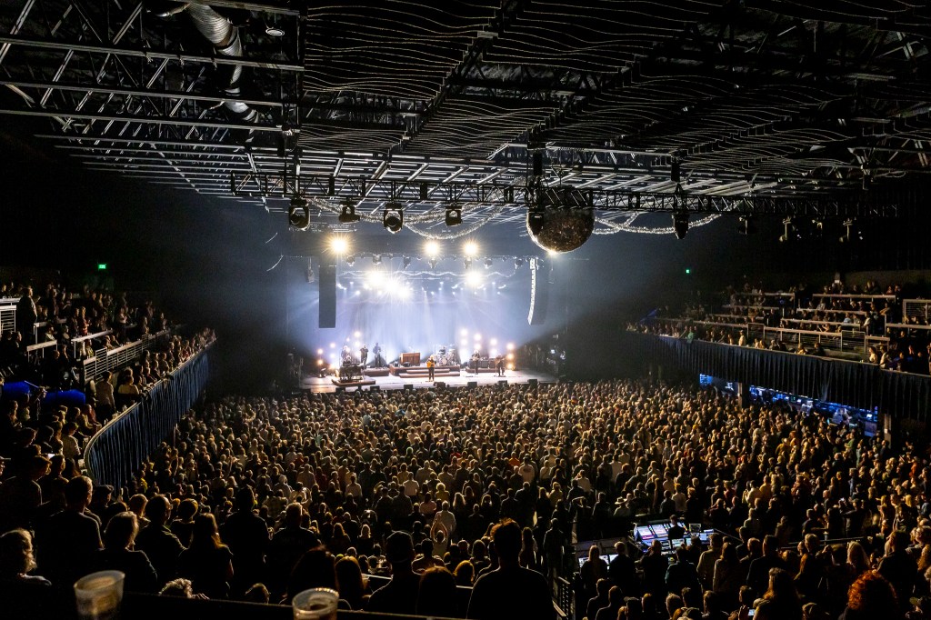 A crowd shot of Mission Ballroom during Nathaniel Rateliff & The Night Sweats.