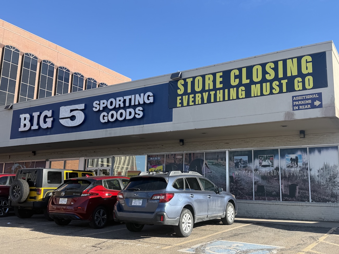 closing Big 5 sporting goods store