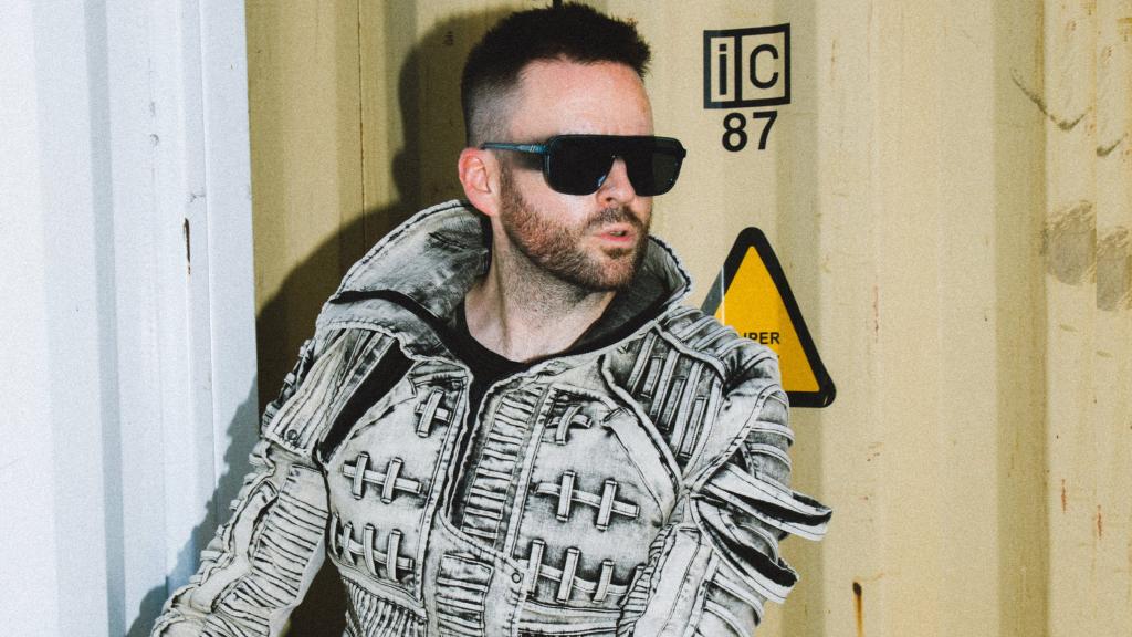 LSR/CITY X by Gareth Emery (16 and Over)
