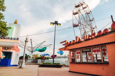 Bucket list bargains: Ten can't-miss Denver activities that won't break the bank