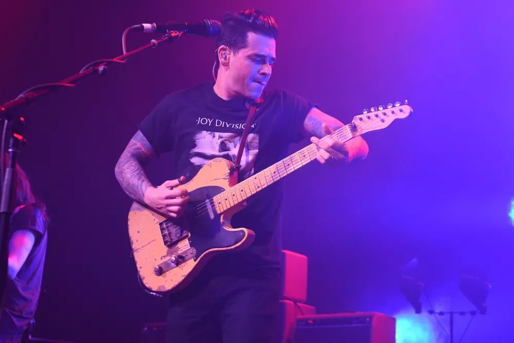 Dashboard Confessional’s Chris Carrabba Refuses to Age Out of Emo