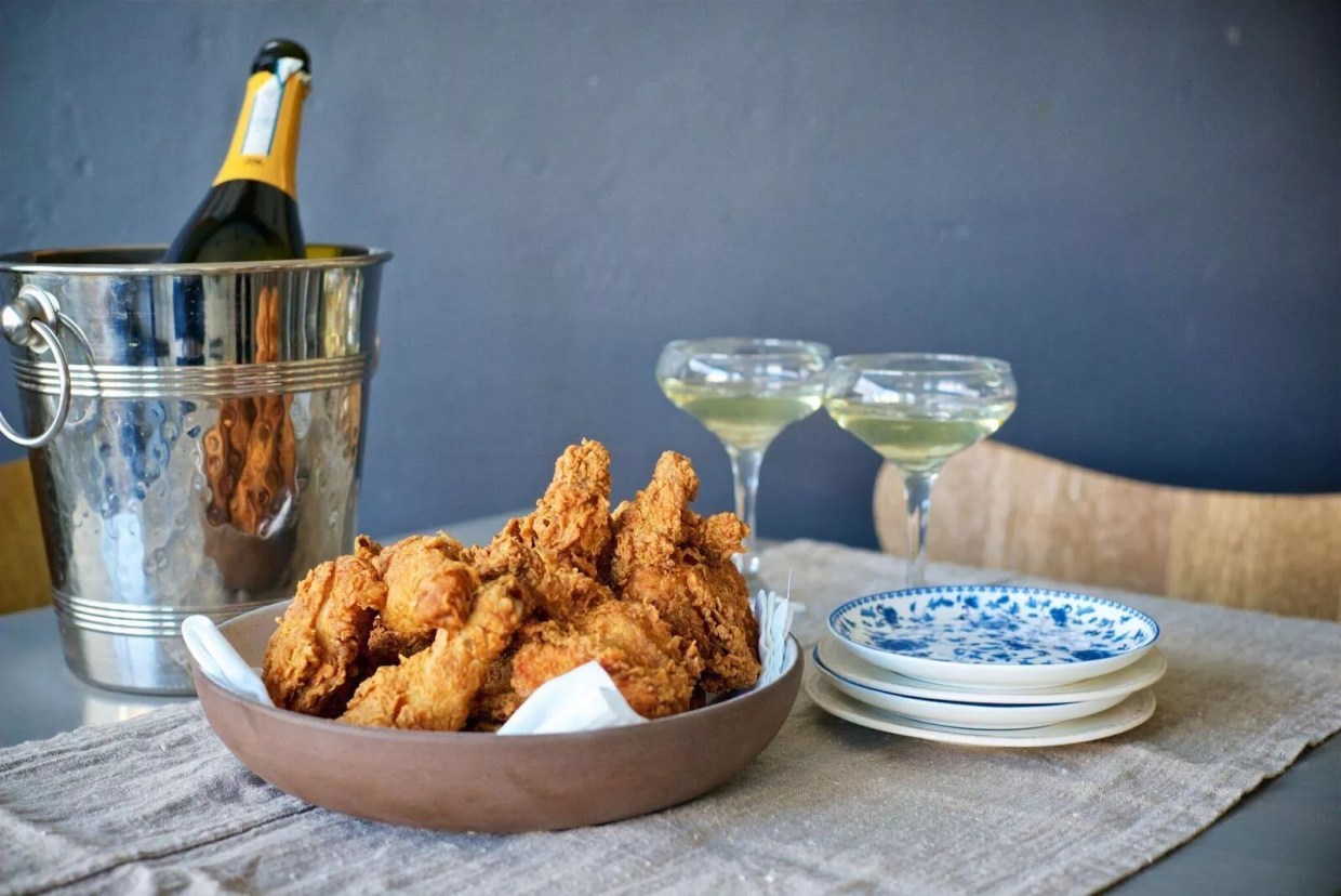 Low Country Kitchen Opens Monday, February 27, in Former Vita Space