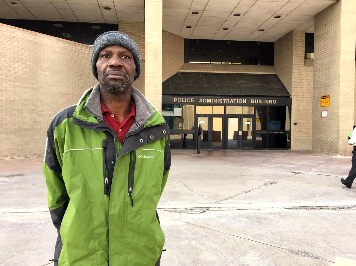 Homeless Man Who Had Blankets Taken by Cops Gets Some of His Items Back