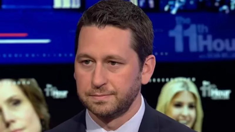 Eli Stokols About Reporting on a White House Where Truth Is Optional