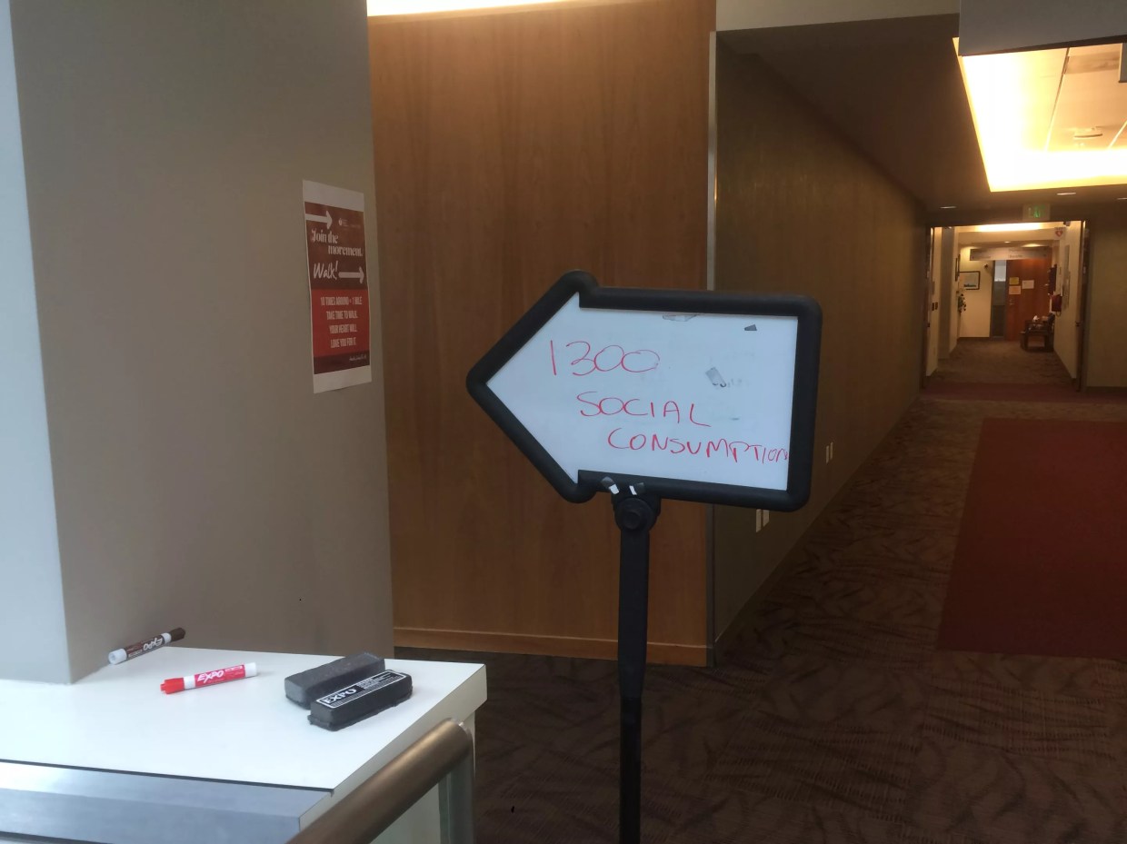 Neighborhood Groups and Business Owners Hash It Out at Social-Use Hearing