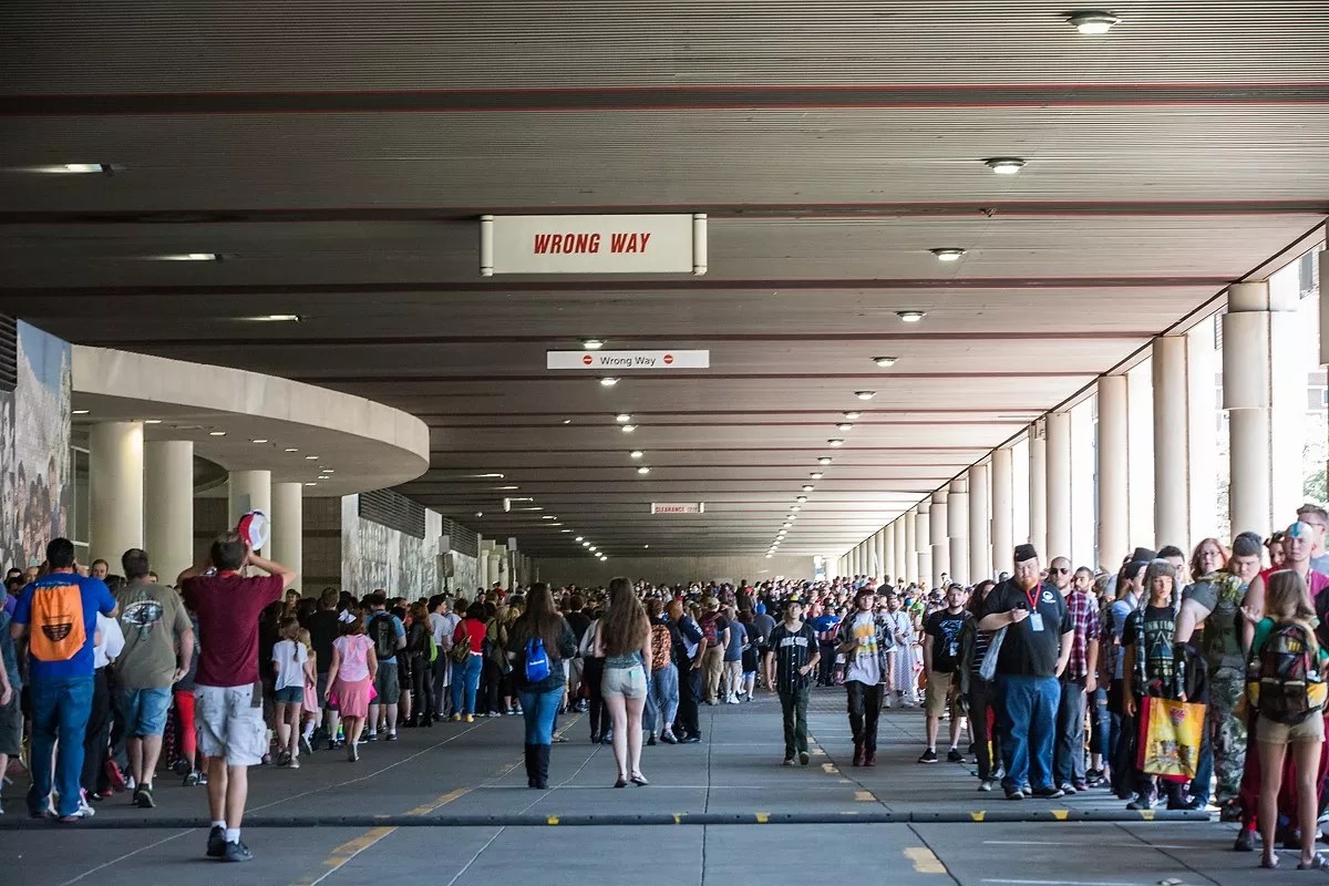 Pros and Cons of Denver Comic Con 2017