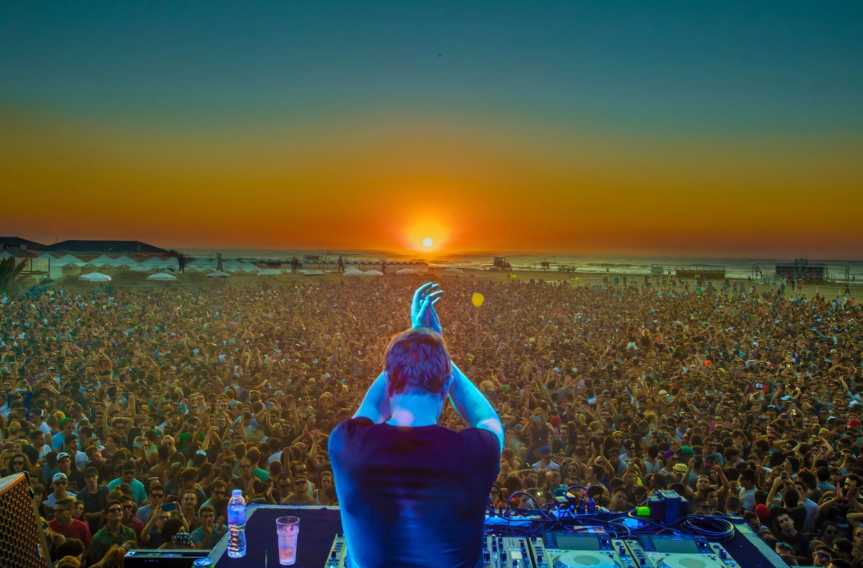 Five Ways John Digweed Keeps Raising the Bar for EDM