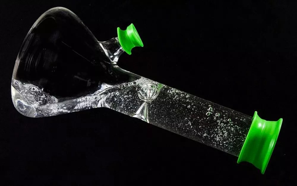 How to Clean Pipes and Bongs and Stay Eco-Friendly