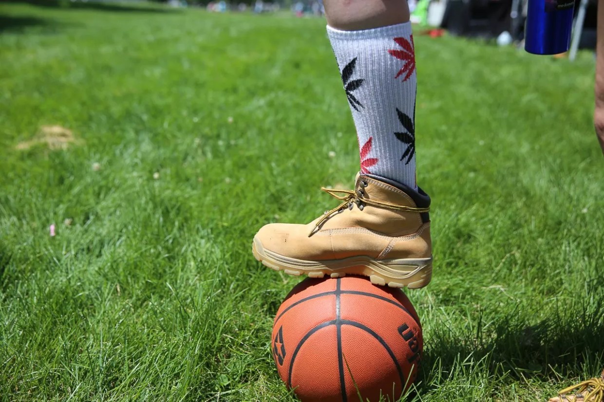 Ten Strains to Help You Get Outside This Summer