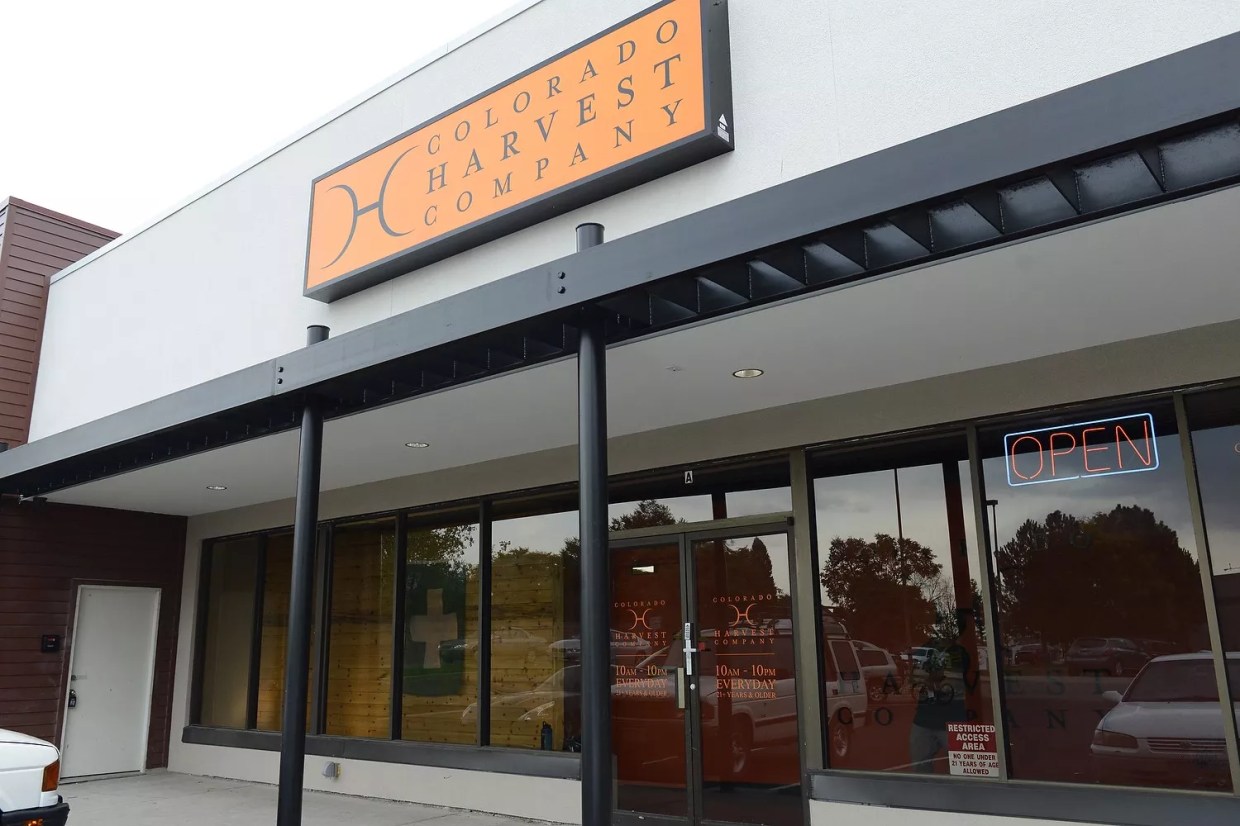 Colorado’s First Dispensary Licensed for Delivery Shutting Down the Service