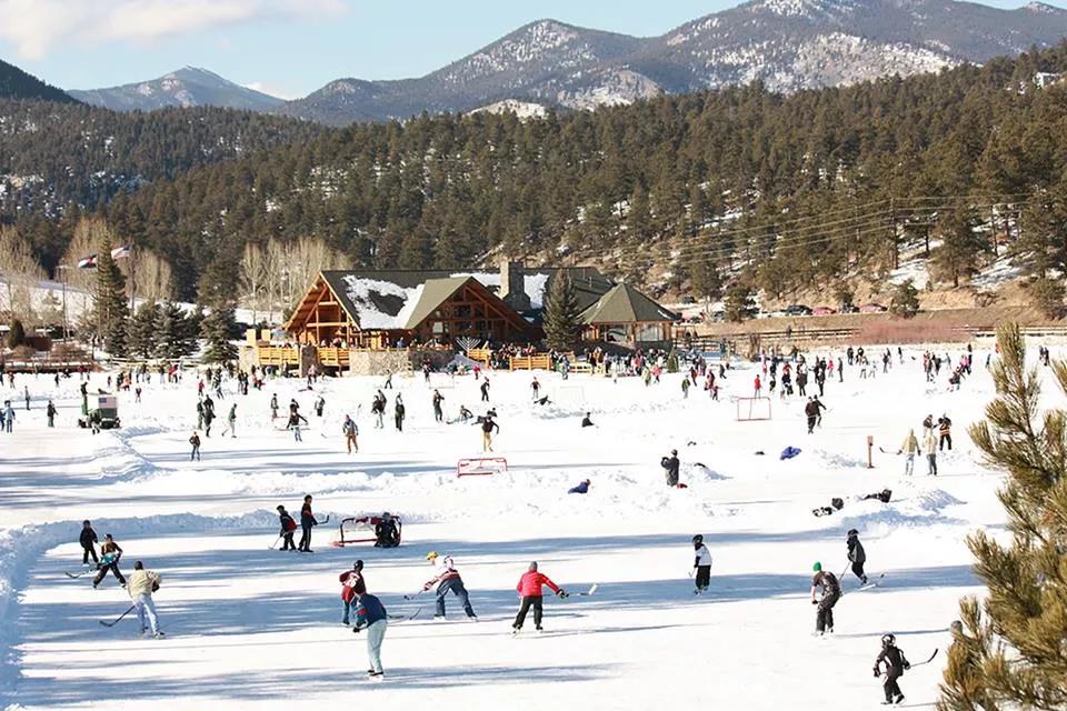 The Five Best Outdoor Skating Rinks in Metro Denver