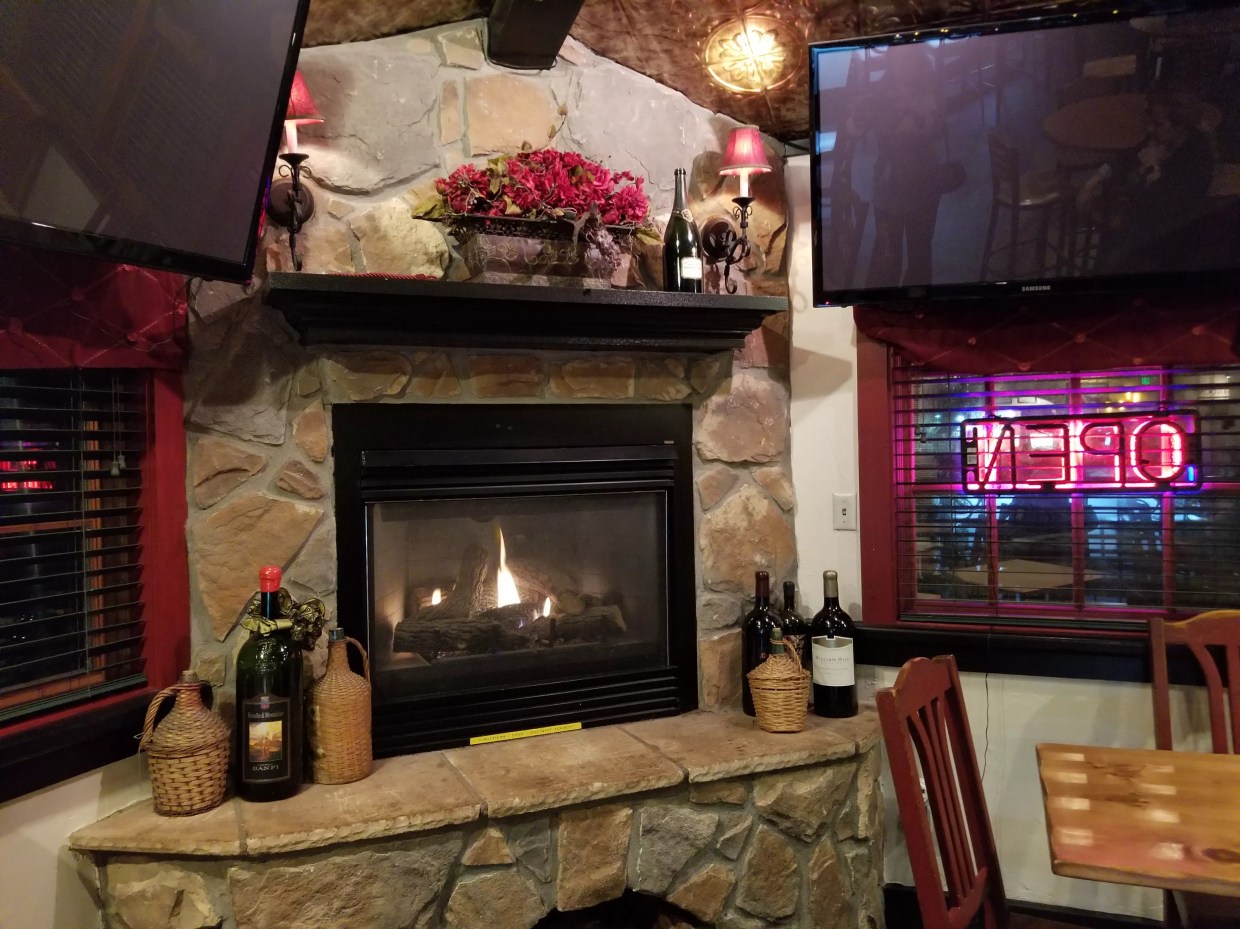 Five Cozy Wine Bars for Cold Winter Nights