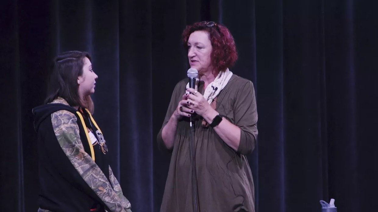 Verse-Case Scenario: Arts Community Signs Up to Support Catherine O’Neill Thorn