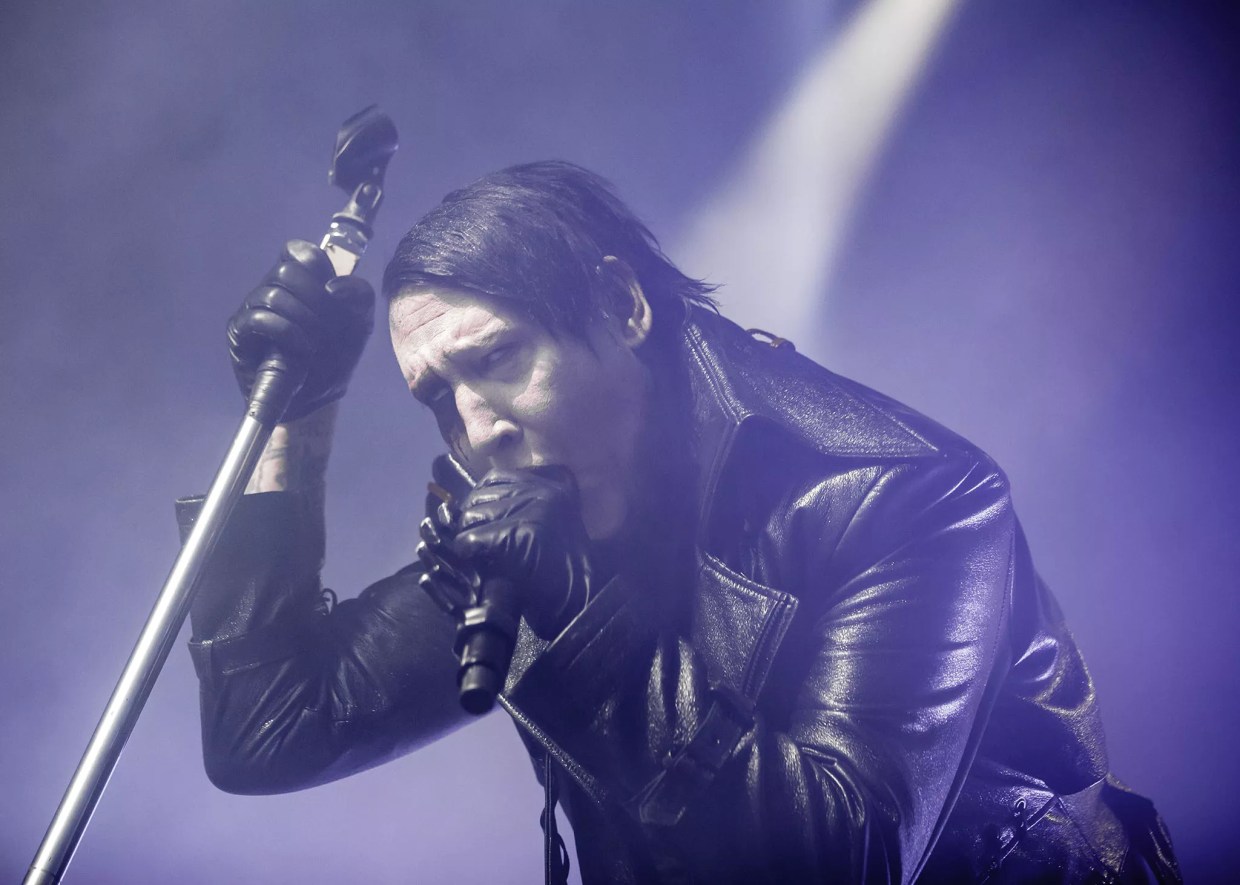 Reader: Weird Uncle Marilyn Manson Is as Scary as the Easter Bunny