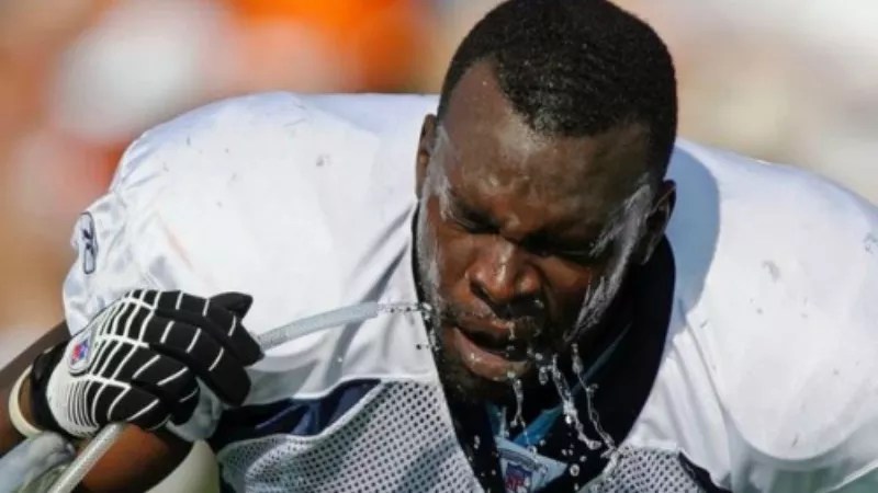James Mack Goes From Coke Arrest With Ex-Bronco to $3M Mailing Pot Bust