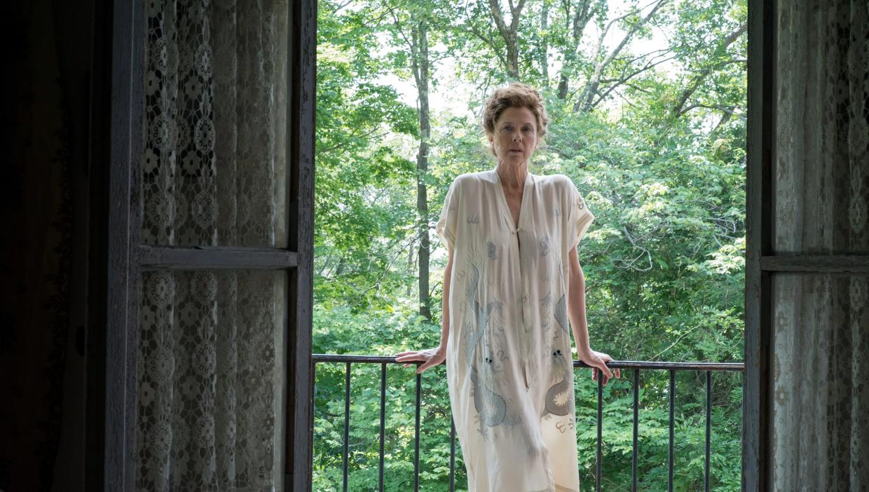 An Aggressive, Restless Film Adaptation Can’t Quite Kill Chekhov’s <i>Seagull</i>