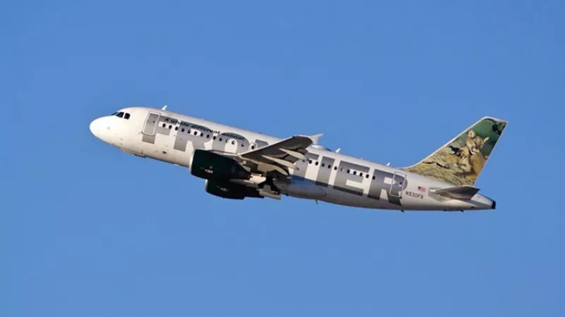 Frontier Pilots Sue to Force Airline to Bargain in Good Faith