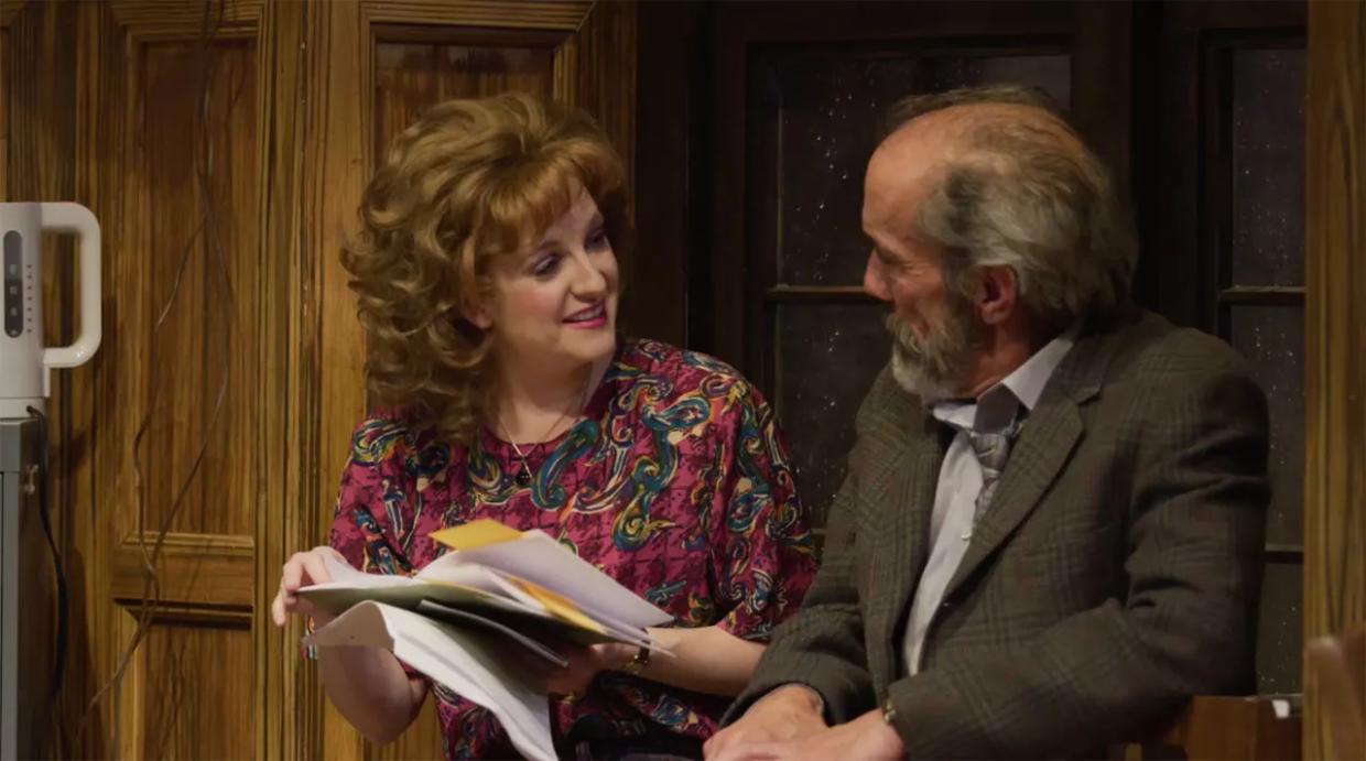 Review: An A+ Performance Helps <i>Educating Rita</i> Get a Passing Grade