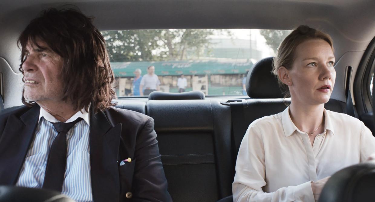 <i>Toni Erdmann</i> Toasts the Hilarity of Everyday Humilitation