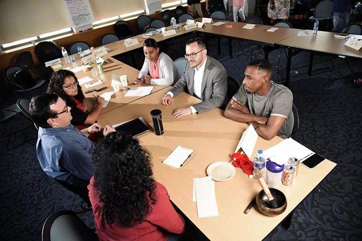City Council Trio Moves to Strengthen Cop and Sheriff Investigator