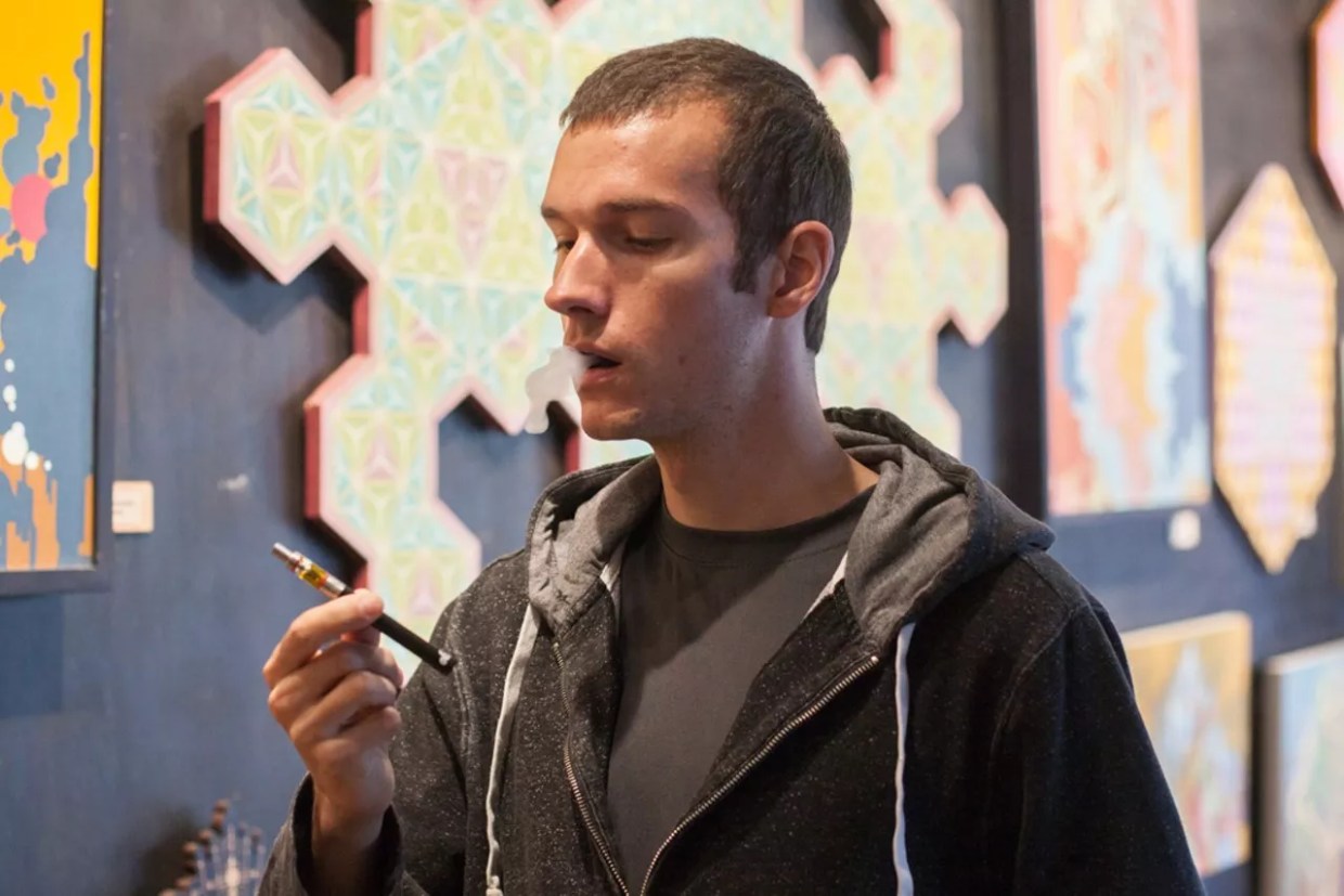 Vape and Play, Denver’s Second Licensed Pot Lounge, Nears Opening
