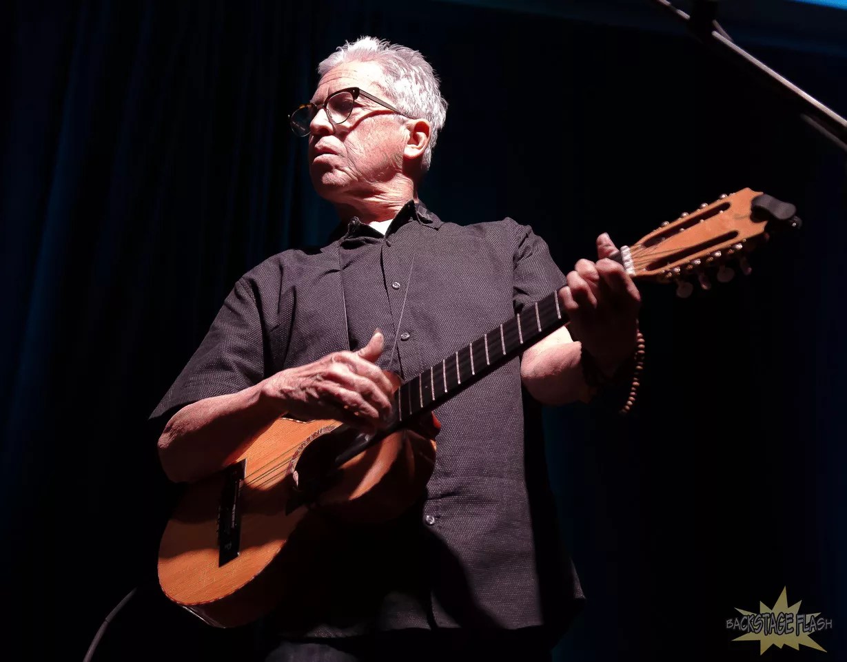 A Conversation With Louie Pérez of Los Lobos