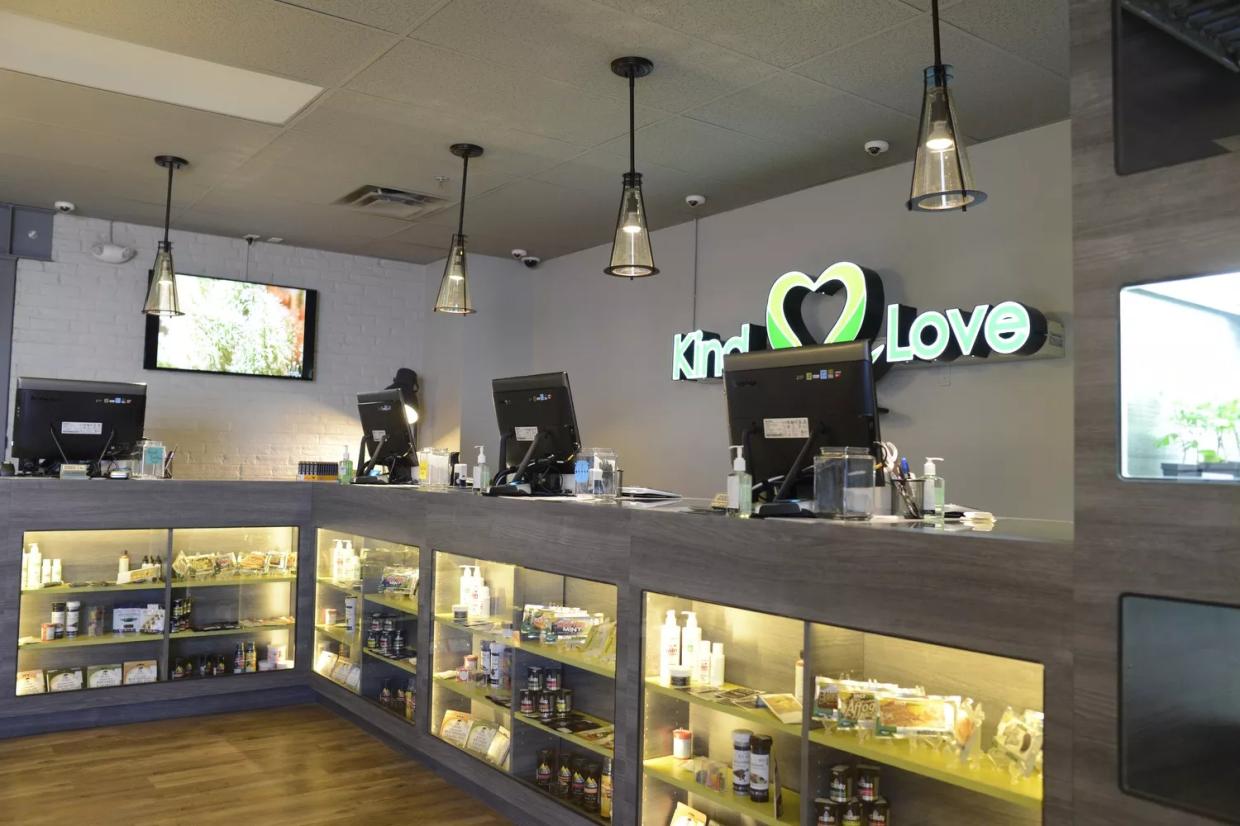 Dispensary Offers Penny Eighths of Weed to DPS Teachers