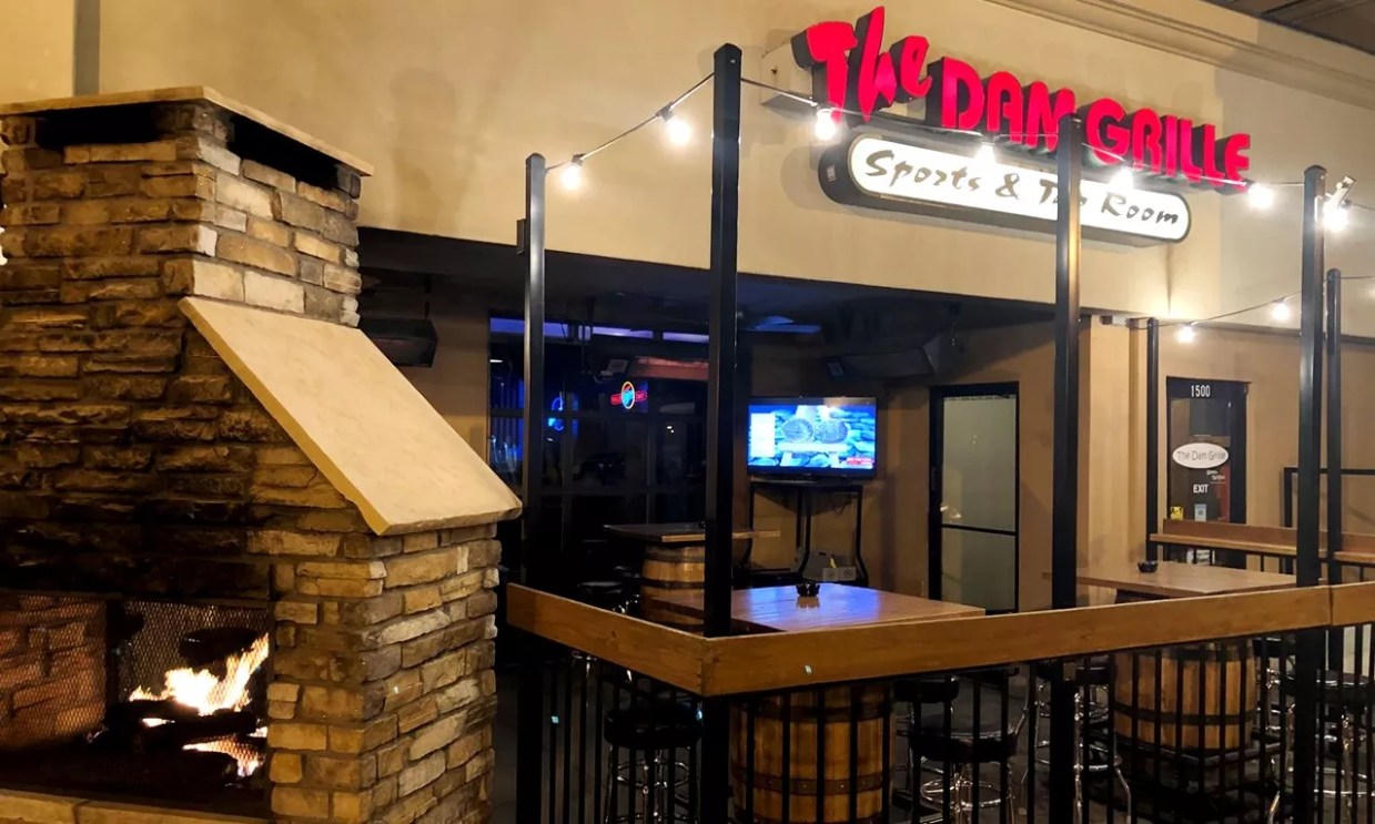 The Dam Grille Is a Dam Good Time in SoHam