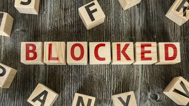 Ugly Pissing Match After Payoff Over Facebook Blocking