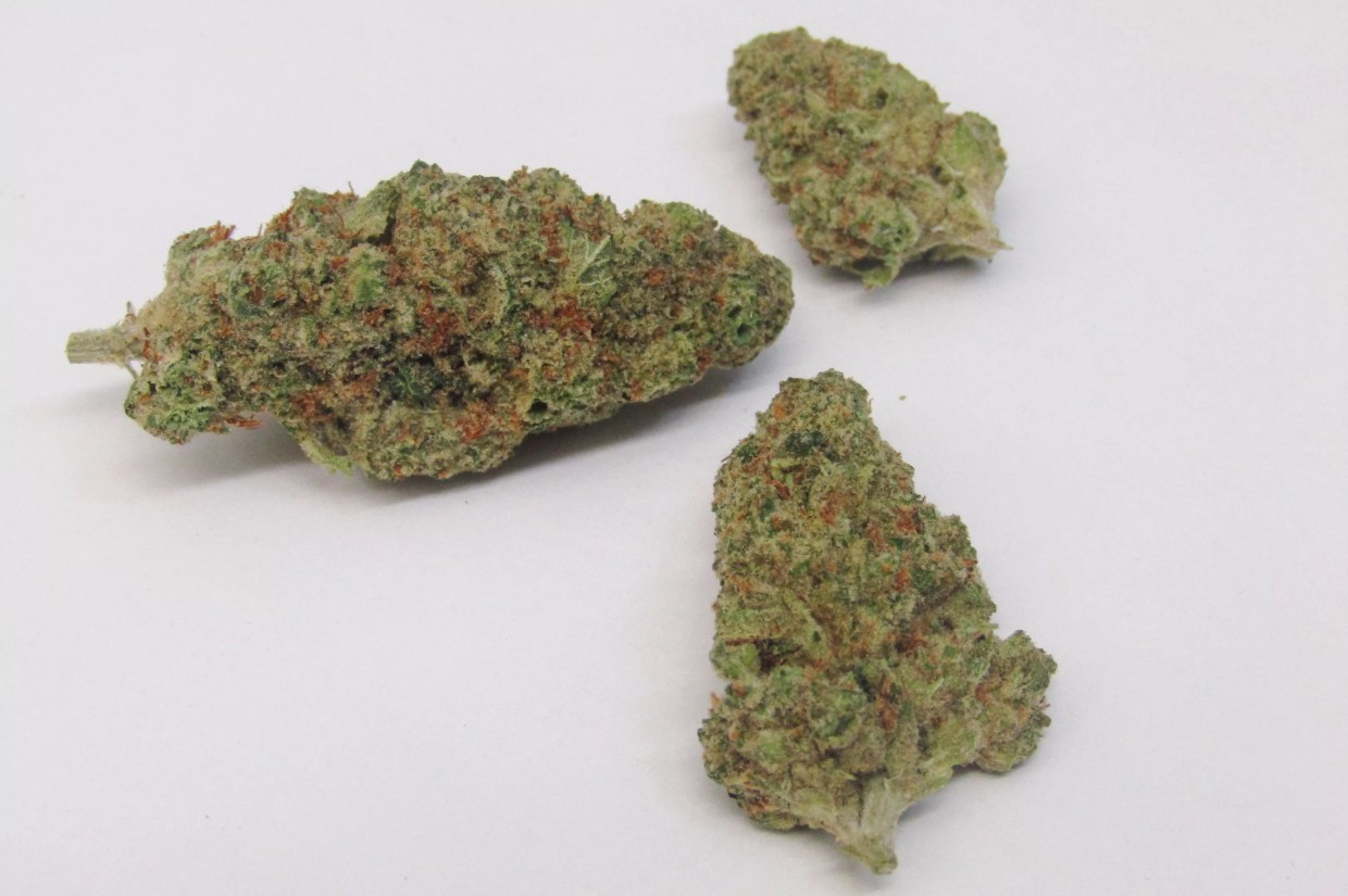 Eight Strains for a Sexy Valentine’s Day