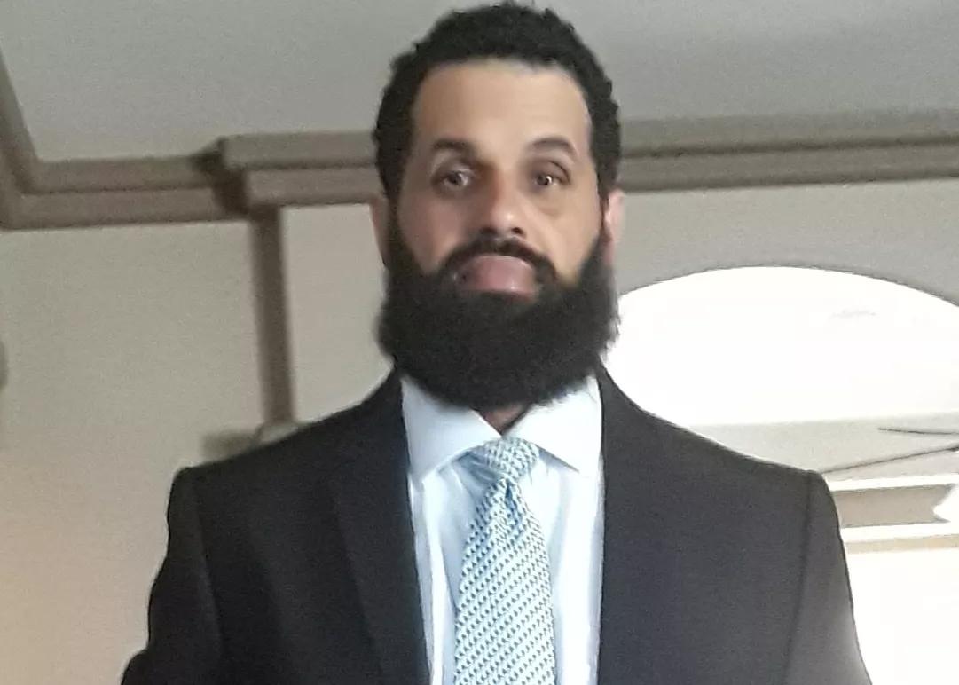 Former ICE Detainee Files Legal Claim Alleging Medical Neglect in Aurora Facility