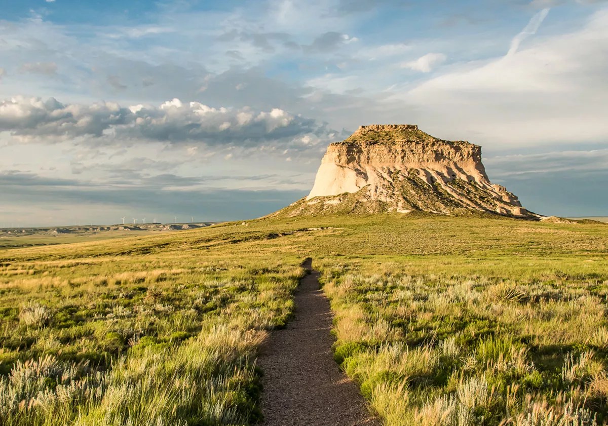 Hitting the Road This Weekend? Make Your Trip Scenic!