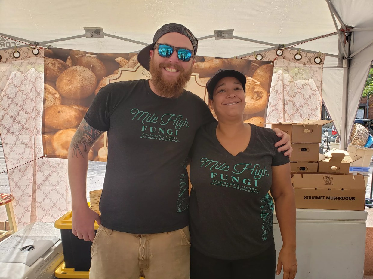 Celebrate National Farmers’ Market Week With Swag and Food