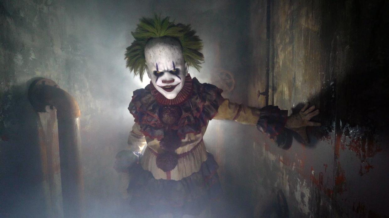 Ten Places for Adult Halloween Fun This Weekend