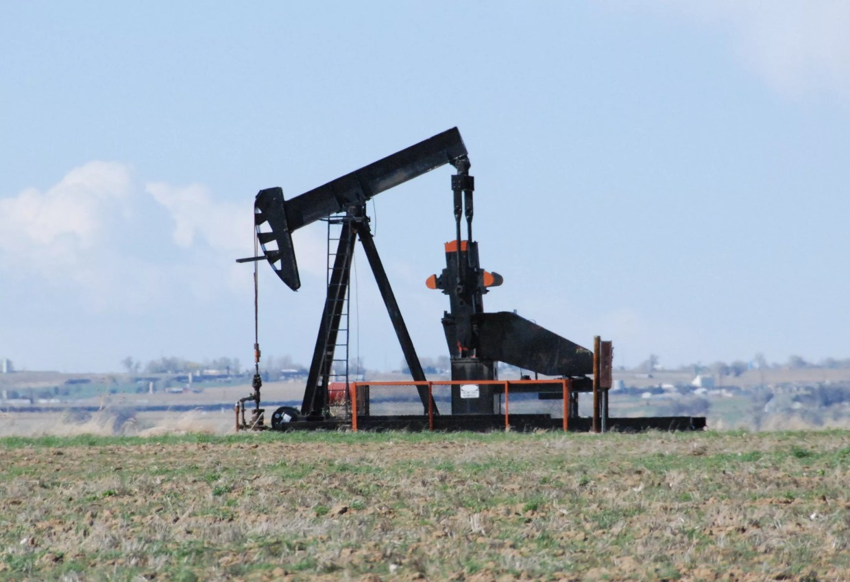 Activists File Initiative to Ban Oil and Gas Drilling in Denver