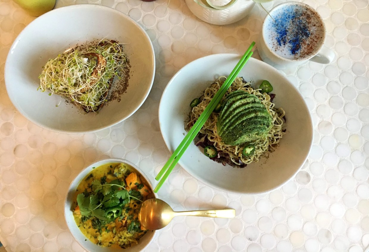 Lacuna Combines Yoga With Plant-Based Food From Chef Carrie Shores