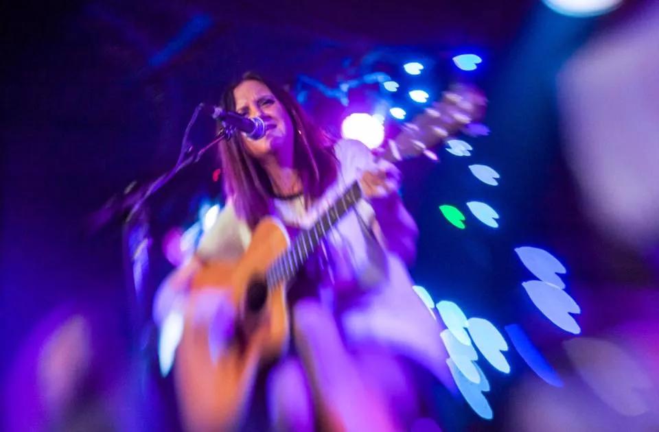 Amanda Capper Lived Like the World Was Her Stage