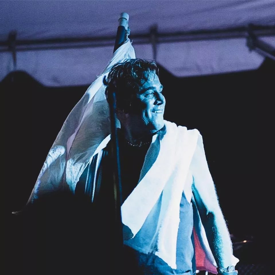 Remembering Billy Bunting, Frontperson of U2 Tribute Act Under a Blood Red Sky