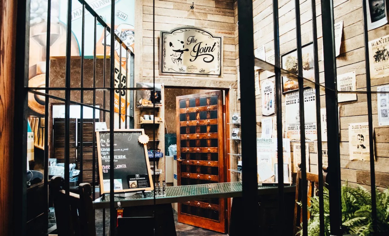 Glendale Wants to Open State’s First Licensed Marijuana Tasting Room