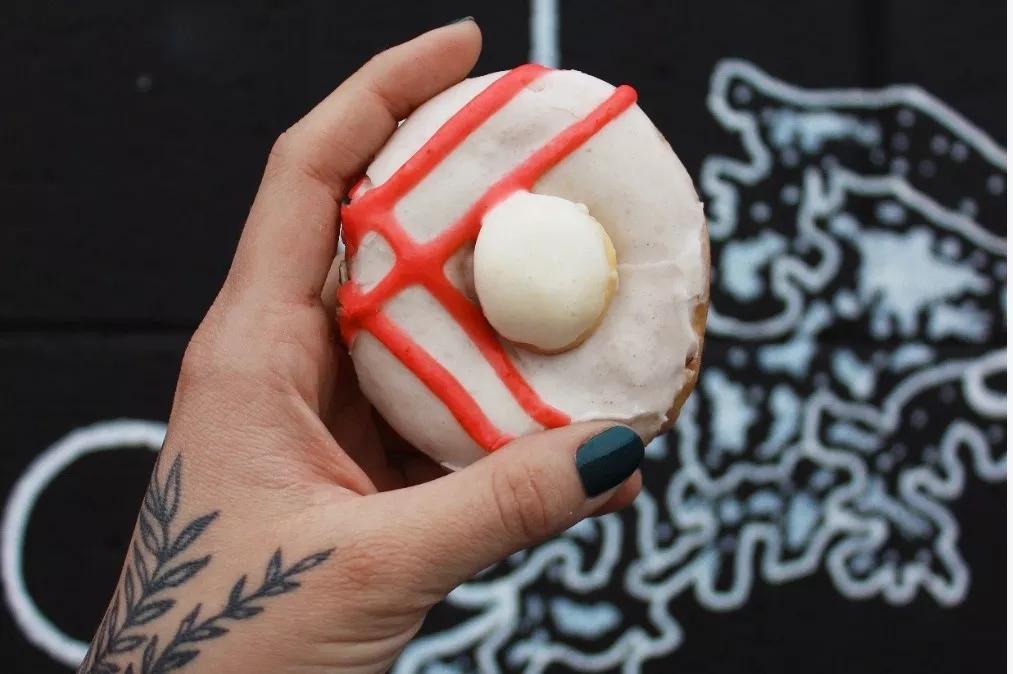 When Life Give You Lemons, Make Lemon Poppyseed Doughnuts