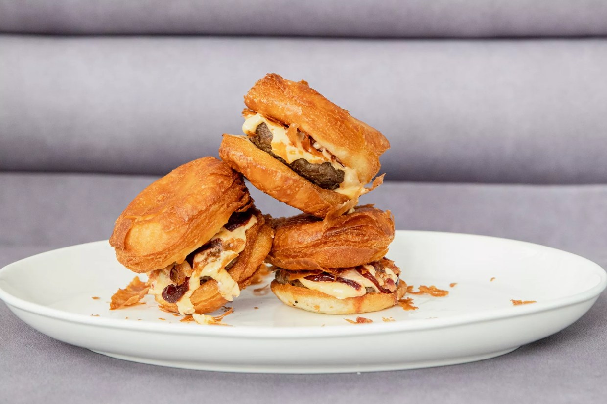 Every Restaurant and Bar Opening and Closing This Week