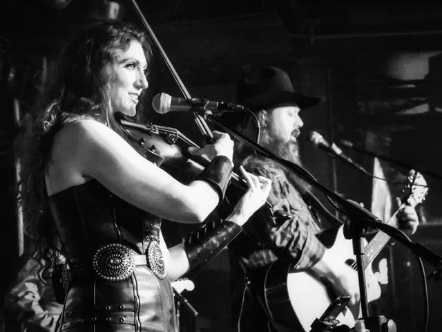 Listen Luxuriously With Violinist Jennifer Deann Scott’s Melancholy EDM