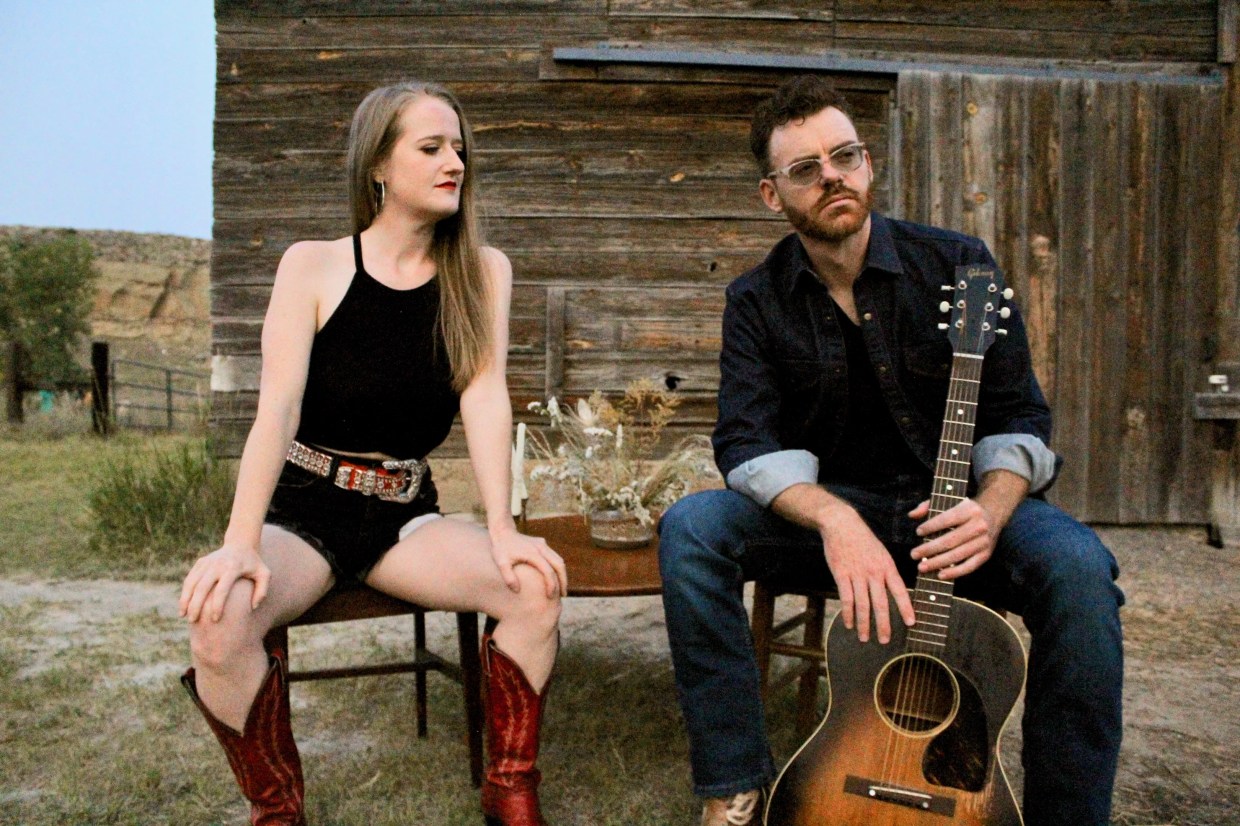 Bonnie and Taylor Sims Steal National Acclaim as Everybody Loves an Outlaw