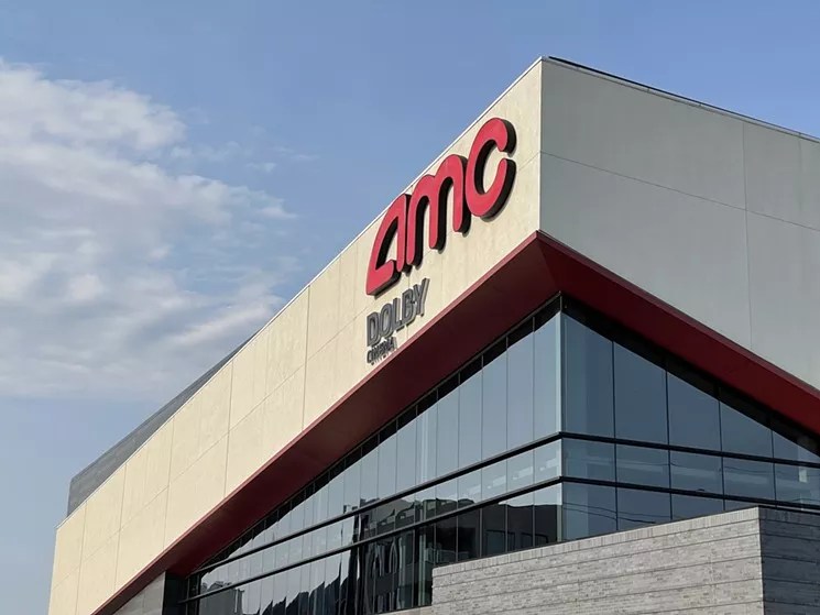 Reader: Who Opens a Movie Theater in the 2020s?