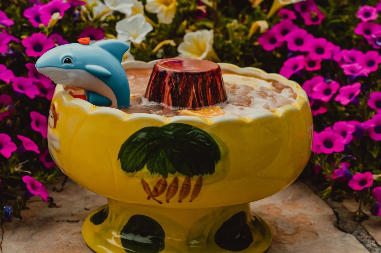 Social Sightings: A Beachy Pop-Up, A Peachy Bowl and More