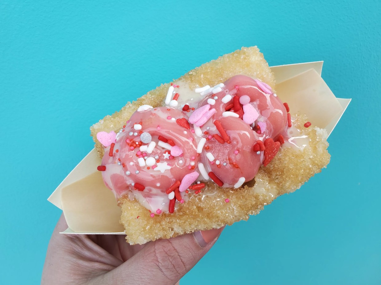 Social Sightings: Soft Serve on Thai Buns and More